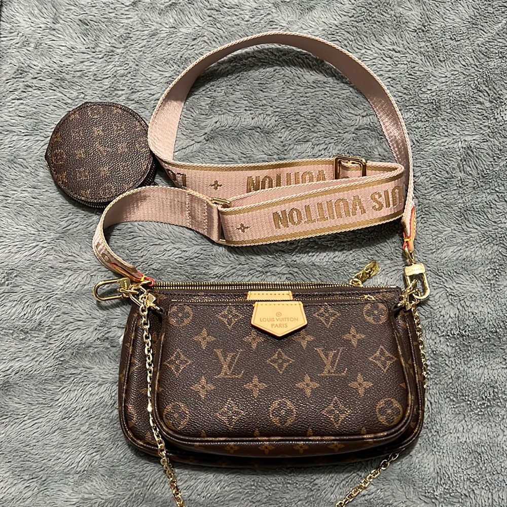 3pc pouchette inspired